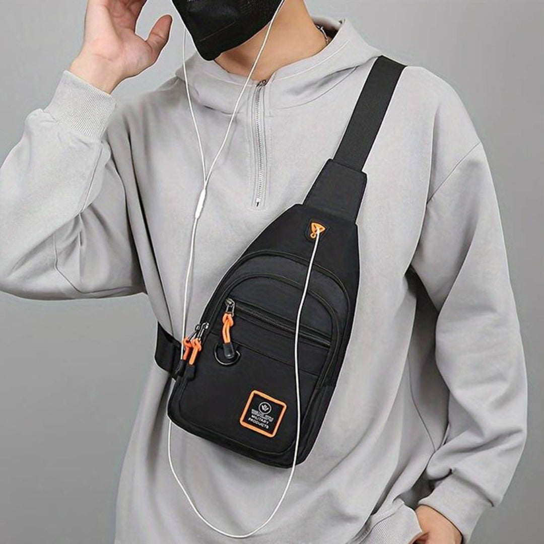 Vandtæt crossbody taske – mål og størrelse illustreret
