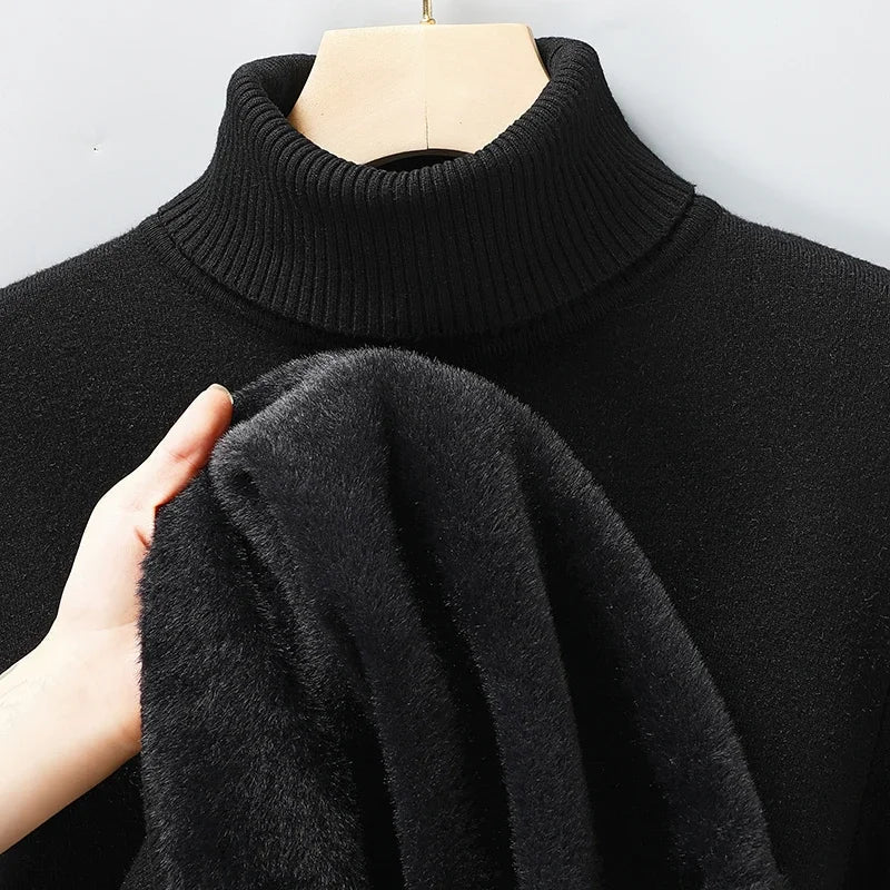 Merino rullekravesweater til herrer – pasform set bagfra