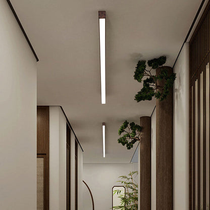 Loftlampe i skandinavisk minimalistisk indretning