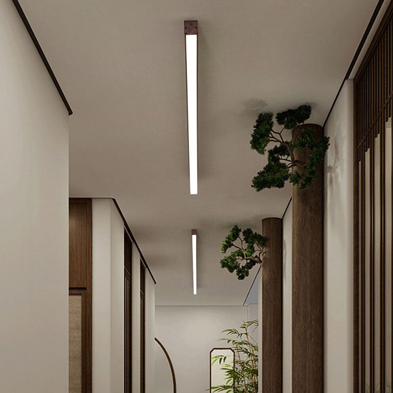 Loftlampe i skandinavisk minimalistisk indretning