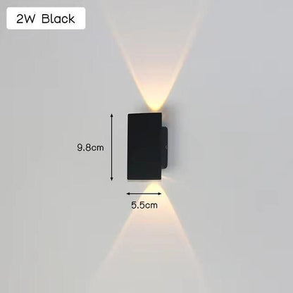 Elegant Weather-Resistant LED Wall Light for Outdoor Spaces - Lioren