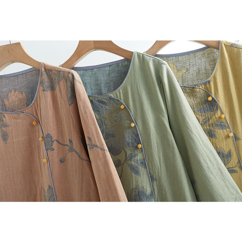 Loungewear sæt i bomuld – set bagfra med blomsterprint