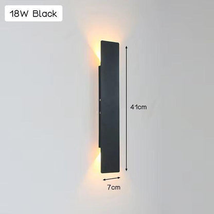 Elegant Weather-Resistant LED Wall Light for Outdoor Spaces - Lioren