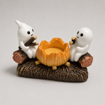 Halloween lysestage med spøgelser i resin – efterårsdekoration på hvid baggrund