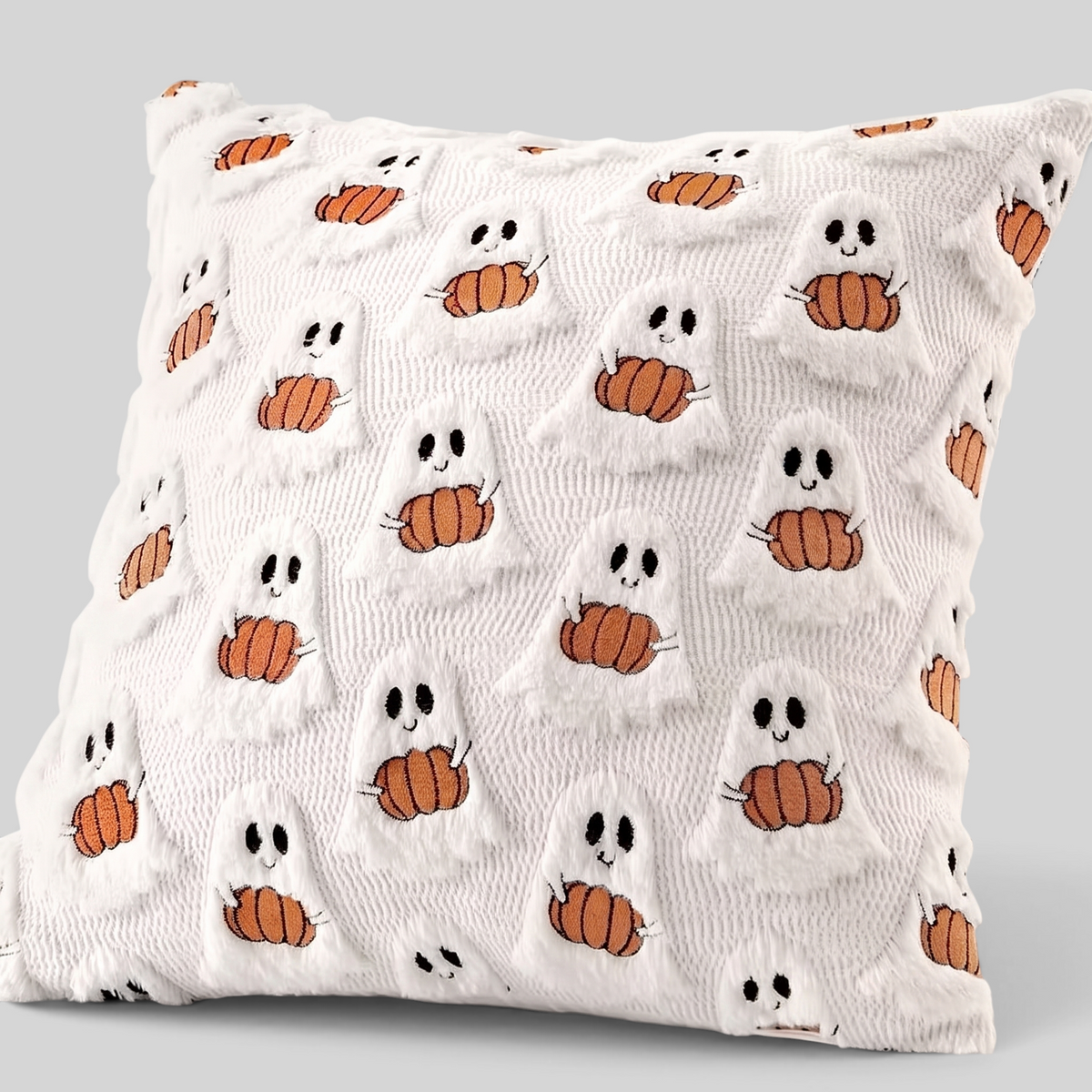 Dekorativ Halloween-pude med spøgelser og græskar i beige