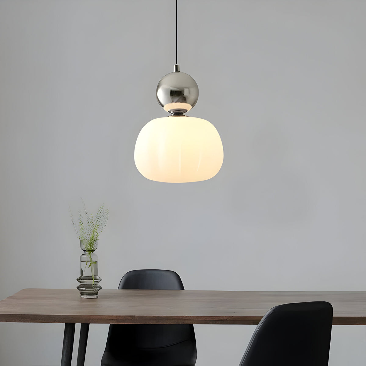 Solar-Powered Elegance: Mjørik Nordic Cream Pendant Lamp**  **Meta Title:** Eco-Friendly Solar Pendant Lamp for Outdoor Spaces - Lioren