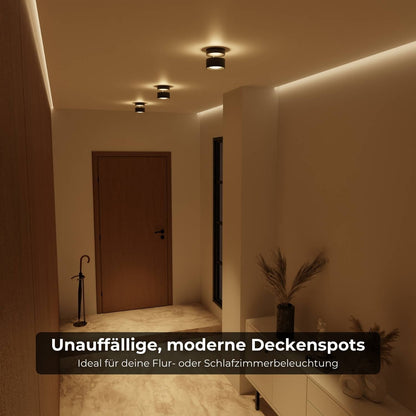 Sort LED-loftlampe set fra siden – up/downlight effekt