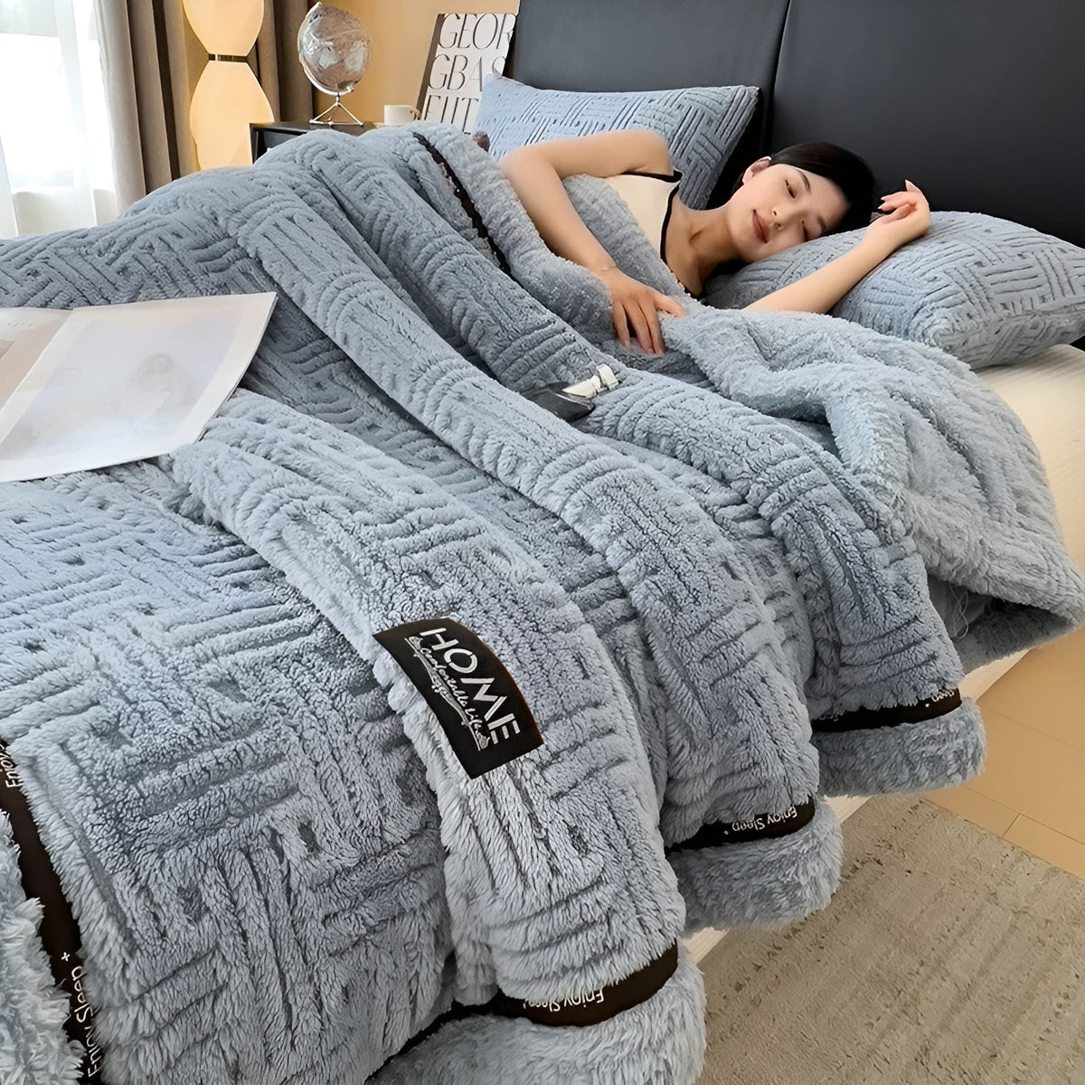 Luftigt Fleecetæppe – Blødt og Åndbart | Varmt Plaid til Sofa og Seng