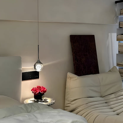 Stilfuld pendel loftlampe i moderne design